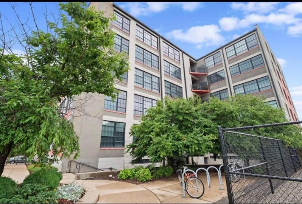 Cozy Stylish Downtown Loft Apartamento St. Louis